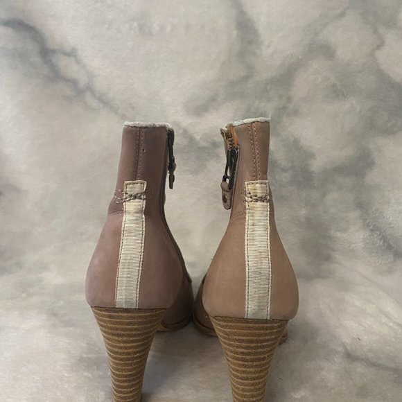 Timberland Suede Booties - Picture 4 of 10